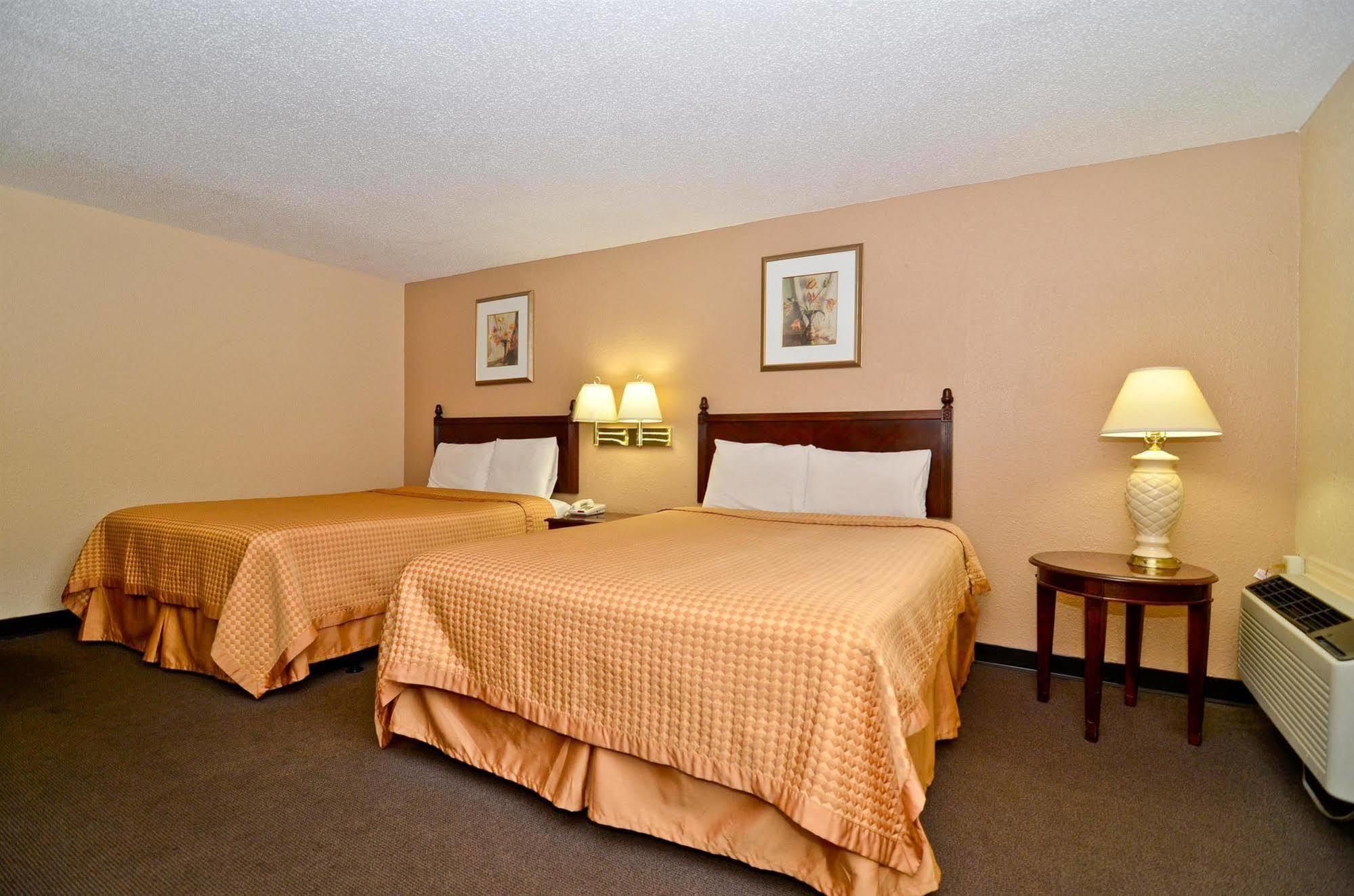 Americas Best Value Inn Smithfield Exteriér fotografie